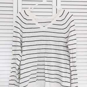 Gap women's off-white stripe top / size M